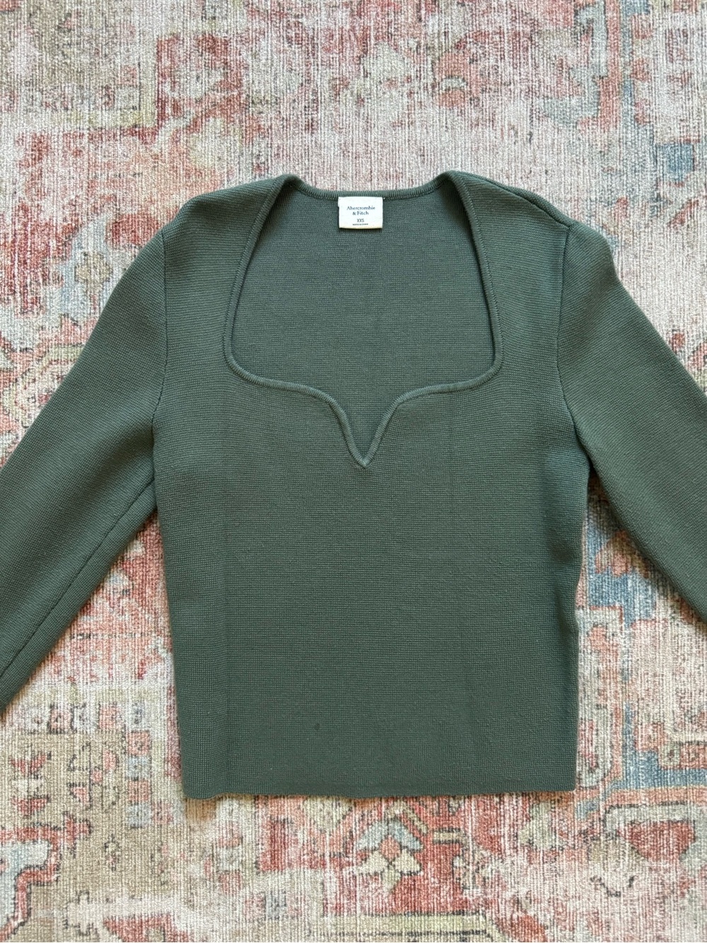 Abercrombie & Fitch Olive Green Women's Sweater with Sculpted V-Neck (xxs)